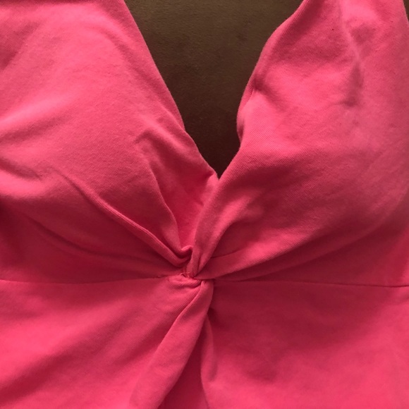 38D pink Victoria Secret built in bra tank - Picture 2 of 4